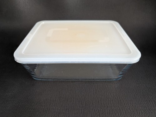 Genuine pyrex cook freeze - cook,