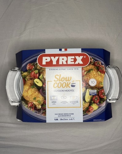 Pyrex glass oven dish - 1,
