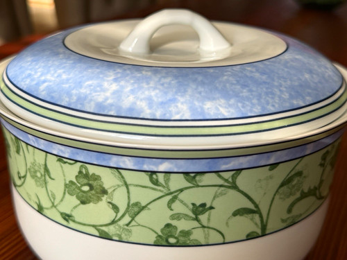 Wedgwood home round porcelain - round,