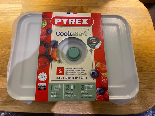Pyrex cook and save vacuum - cook,