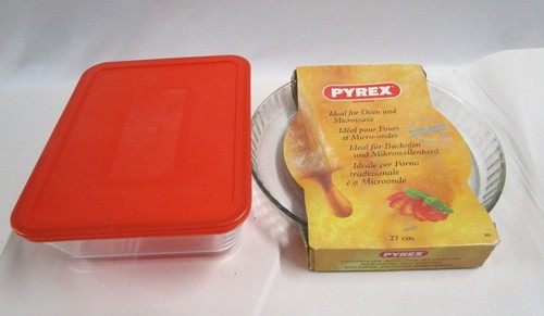Pyrex glass baking - dish, round